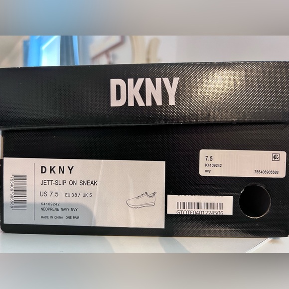 PRE-OWNED: Ladies DKNY SHOES. - Picture 2 of 4